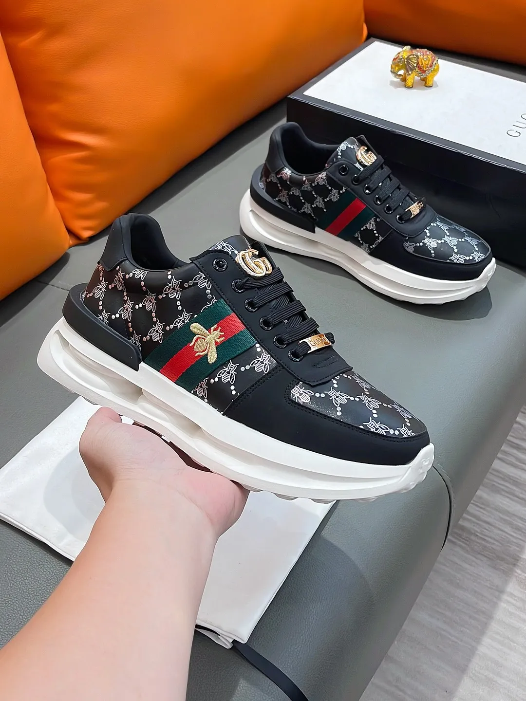 Men's shoes GUCCI "Gucci" P460 Regular size: 38-44 (casual shoes) Product materials: Selected cowhide upper, soft sheepskin lining; original outsole.
